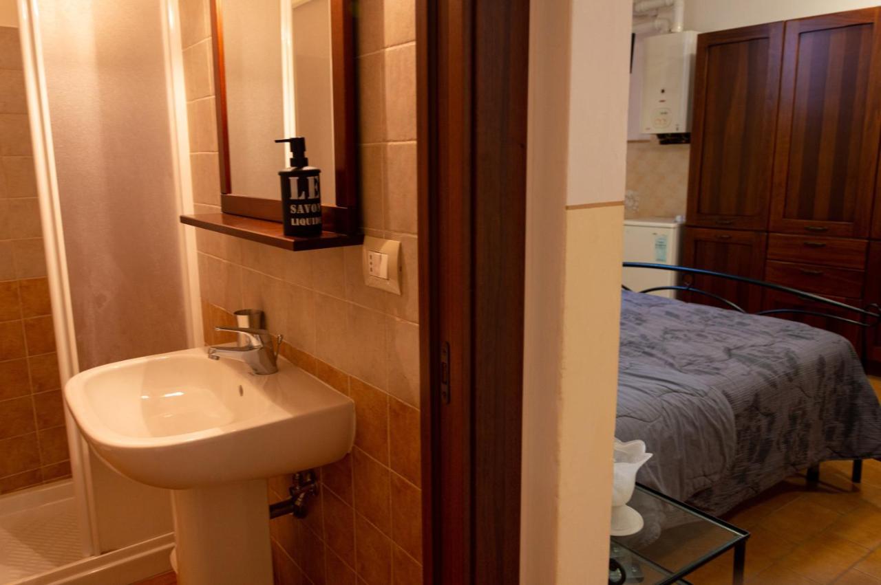 Il Vicolo De Ascesi Apartment อัสซิซี ภายนอก รูปภาพ